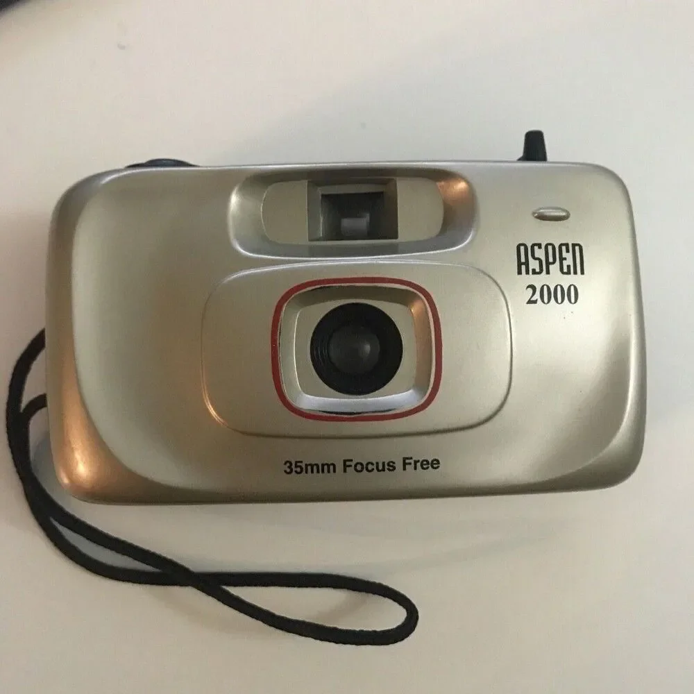 Vintage Aspen 2000 35mm Camera - UnTested Maybe for Display or Decor?